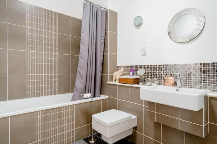Roselands B&B Henley On Thames Duffield Ngoại thất bức ảnh
